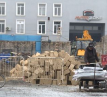 <i><b>“Təkər aləmi“ kimi tanınan bazar sökülür - <font color=red>VİDEO</b></i></font>